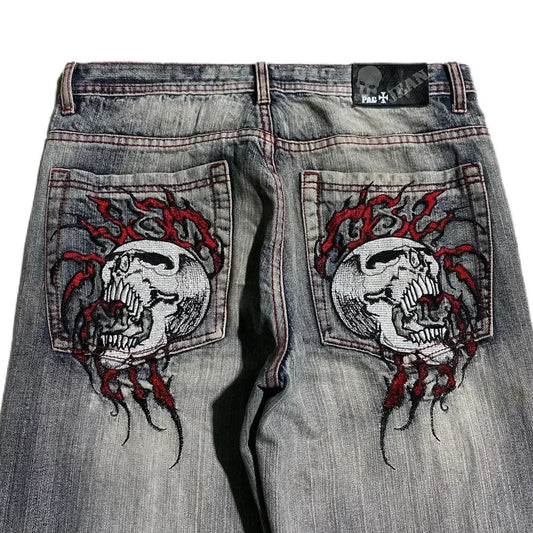 Grunge Skull Embroidery Mid Rise Jeans - netstar®