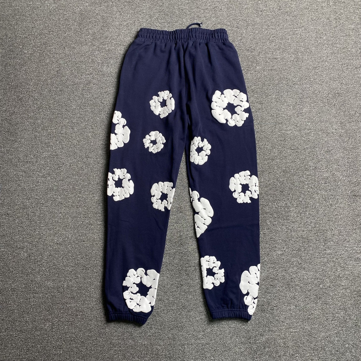 DENIM TEARS COTTON WREATH SWEATPANTS NAVY - netstar