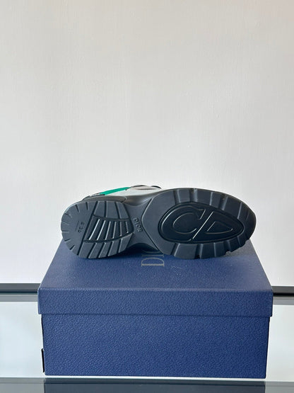 DIOR B30 ANTHRACITE GRAY - netstar