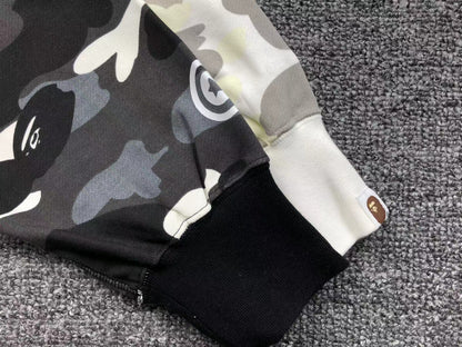 BAPE CITY CAMO HALF SHARK FULL ZIP HOODIE WHITE/BLACK - netstar®